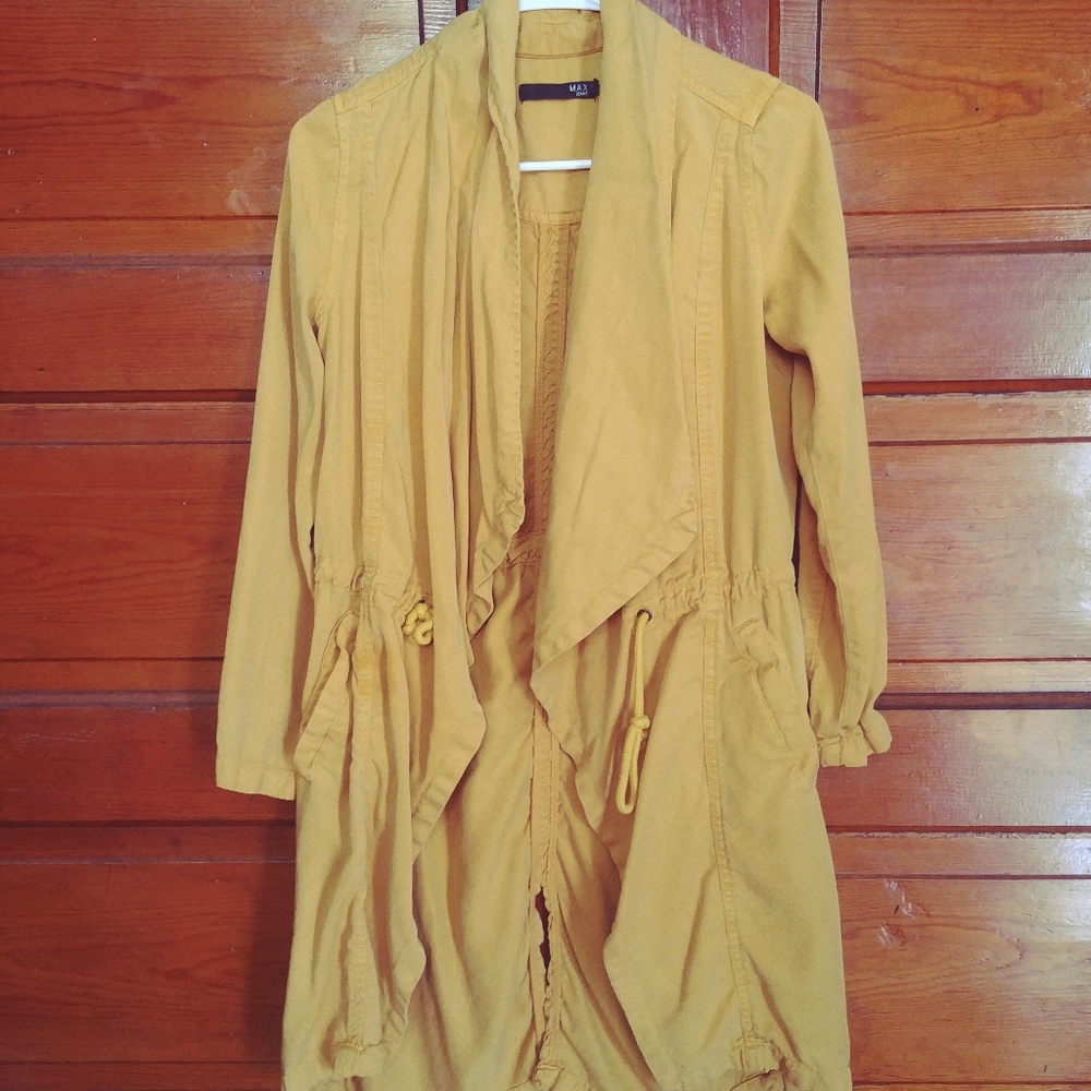 MAX Jeans yellow jacket
